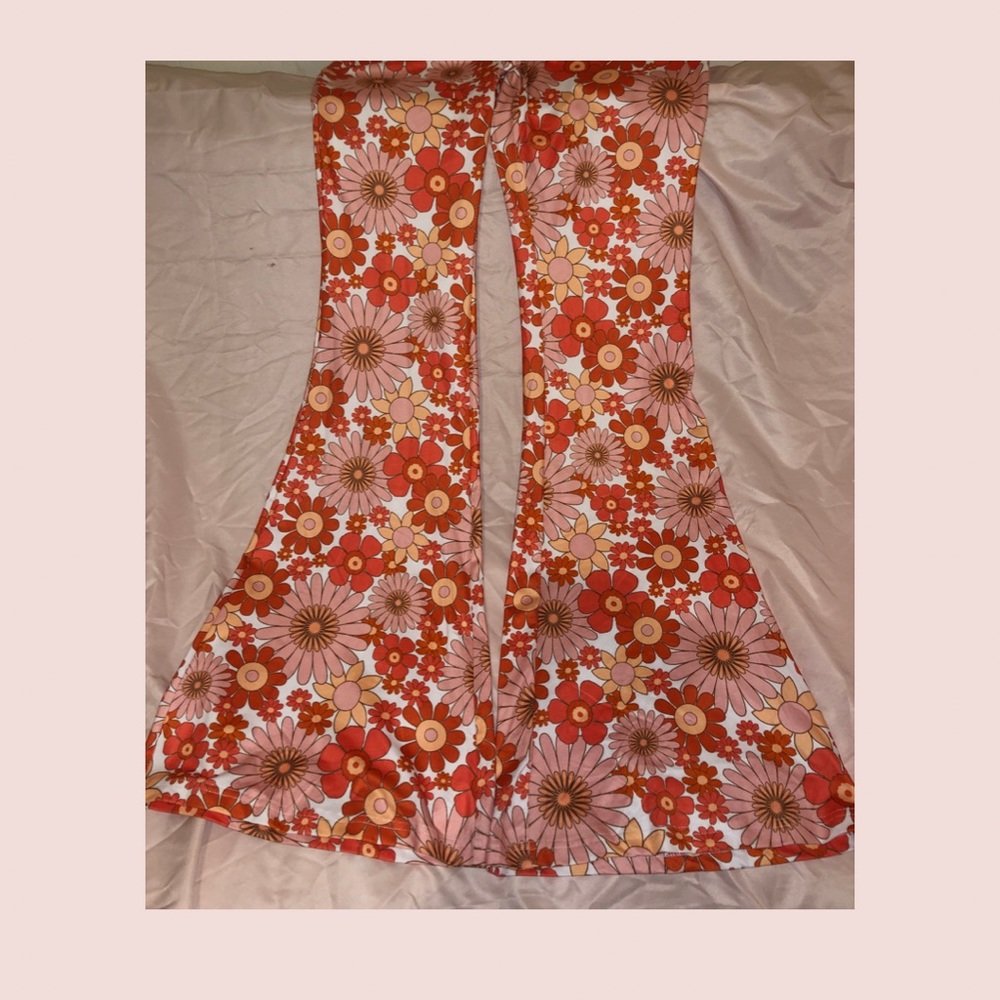 Amazon Clothing | Floral | Flared Bottom | Size L | High-Waisted